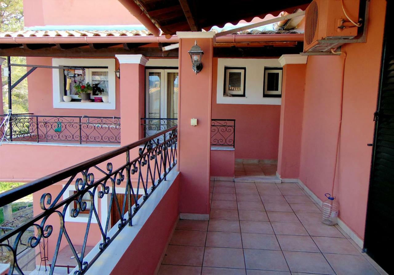 Paradise House Liapades Exterior photo